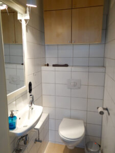 Toilet ground floor | Apartment KLARA